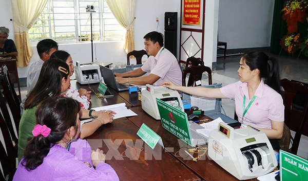 105655-dong-chay-von-tin-dung-van-thong-suot-o-can-tho