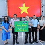 Thông qua Ban biên tập tin trong nước - TTXVN, Công đoàn cơ sở Hội sở chính NHCSXH đã trao tặng kinh phí 120 triệu đồng để xóa 2 nhà tạm trên địa bàn tỉnh Lai Châu