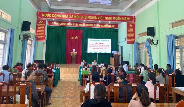 UBND xã Lãnh Ngọc tổ chức hội nghị sơ kết tình hình hoạt động công tác tín dụng trên địa bàn.