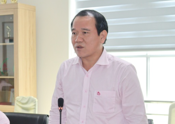 Giám đốc chi nhánh NHCSXH tỉnh Vĩnh Long Lê Hoàng Phi cho biết đã chủ động triển khai đến HSSV, nghiên cứu sinh lĩnh vực STEM các chính sách trong Quyết định số 29/2025/QĐ-TTg.