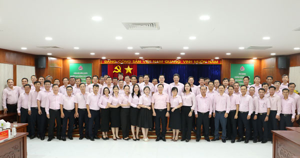 faf84fd468f9e5a7bce8 faf84fd468f9e5a7bce8