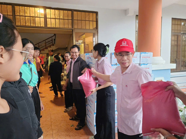 z7259330064326_89d6bc3112d4c7343973573f698bcf90 (1)