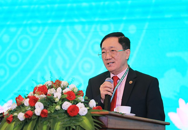 Tổng Giám đốc NHCSXH Dương Quyết Thắng phát biểu tại Đại hội Tổng Giám đốc NHCSXH Dương Quyết Thắng phát biểu tại Đại hội