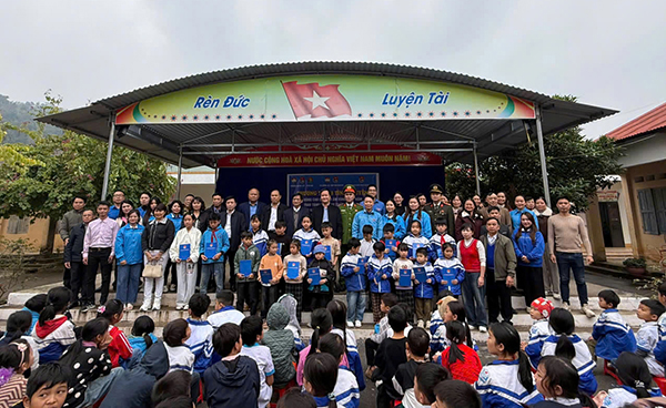 71453d35-da48-46da-bc69-9876835fc77b 71453d35-da48-46da-bc69-9876835fc77b