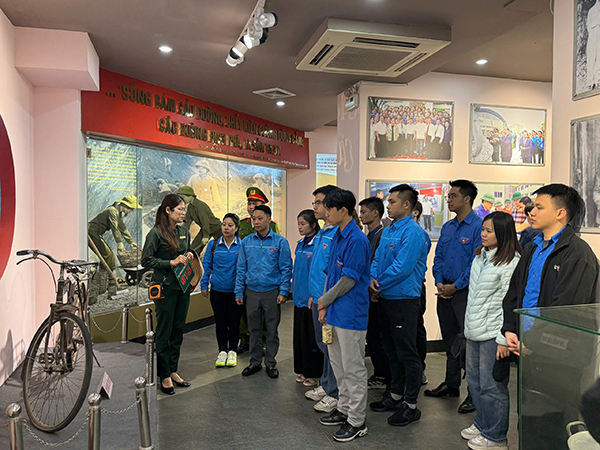 92dfe0a6-40d1-474c-898e-f46031d4bb06 92dfe0a6-40d1-474c-898e-f46031d4bb06