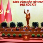 Đoàn Chủ tịch Đại hội XIV điều hành phiên thảo luận tại hội trường ngày 21/1