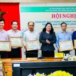 Các tập thể có thành tích xuất sắc trong công tác thực hiện tín dụng chính sách tại Vĩnh Long năm 2025 nhận khen thưởng