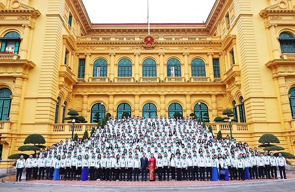 ccc44f2dcfc2409c19d3