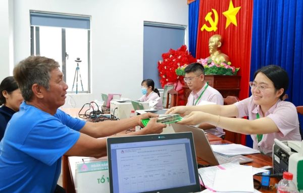 Không chỉ tạo ra sinh kế, vốn chính sách còn chuyển hóa nhận thức, giúp người yếu thế làm chủ kinh tế Không chỉ tạo ra sinh kế, vốn chính sách còn chuyển hóa nhận thức, giúp người yếu thế làm chủ kinh tế