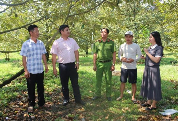 Nguồn lực tài chính từ NHCSXH là bệ phóng cho người hoàn lương tái khởi nghiệp Nguồn lực tài chính từ NHCSXH là bệ phóng cho người hoàn lương tái khởi nghiệp