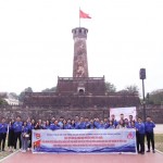 Đoàn viên thanh niên tham quan, tìm hiểu lịch sử tại Hoàng thành Thăng Long