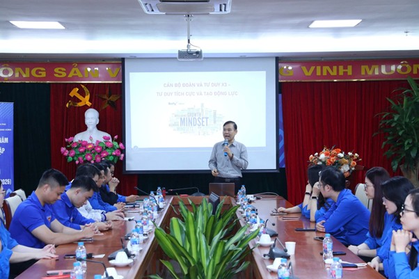 Thạc sỹ Nguyễn Thái Duy – Giảng viên Học viện Thanh thiếu niên Việt Nam chia sẻ các kỹ năng, nghiệp vụ đoàn