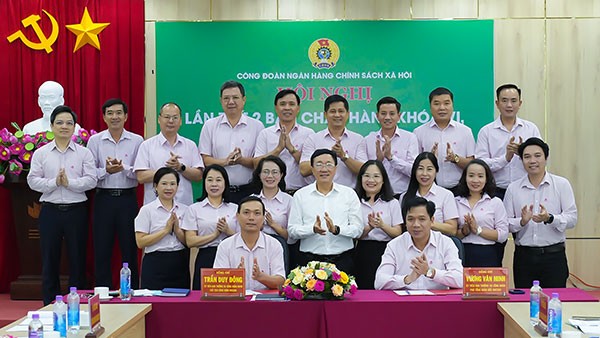 Các đại biểu dự hội nghị chứng kiến Lễ ký Quy chế phối hợp giữa Tổng Giám đốc NHCSXH và BCH Công đoàn NHCSXH khoá VI, nhiệm kỳ 2025 - 2030