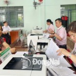 Phòng giao dịch NHCSXH Trảng Bom giải ngân cho hộ nghèo và các đối tượng chính sách