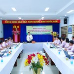 Quang cảnh buổi làm việc