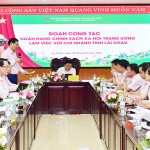 Quang cảnh buổi làm việc