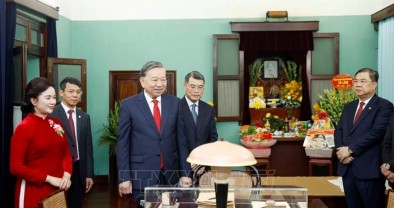 Bài viết của Tổng Bí thư, Chủ tịch nước Tô Lâm: ÁNH SÁNG HỒ CHÍ MINH SOI ĐƯỜNG CHO CHÚNG TA ĐI