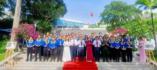Chi đoàn NHCSXH TP Đà Nẵng tham gia tọa đàm “Thanh niên học tập và làm theo tư tưởng, đạo đức, phong cách Hồ Chí Minh” tại thư viện Đà Nẵng Chi đoàn NHCSXH TP Đà Nẵng tham gia tọa đàm “Thanh niên học tập và làm theo tư tưởng, đạo đức, phong cách Hồ Chí Minh” tại thư viện Đà Nẵng